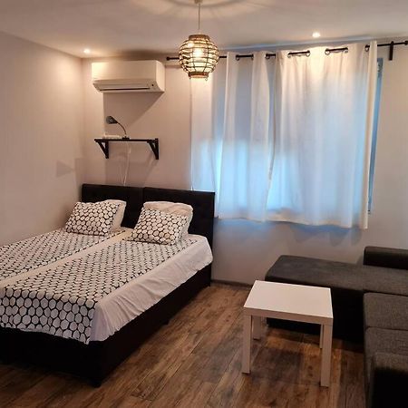 Studio Slavyanska Varna Luaran gambar